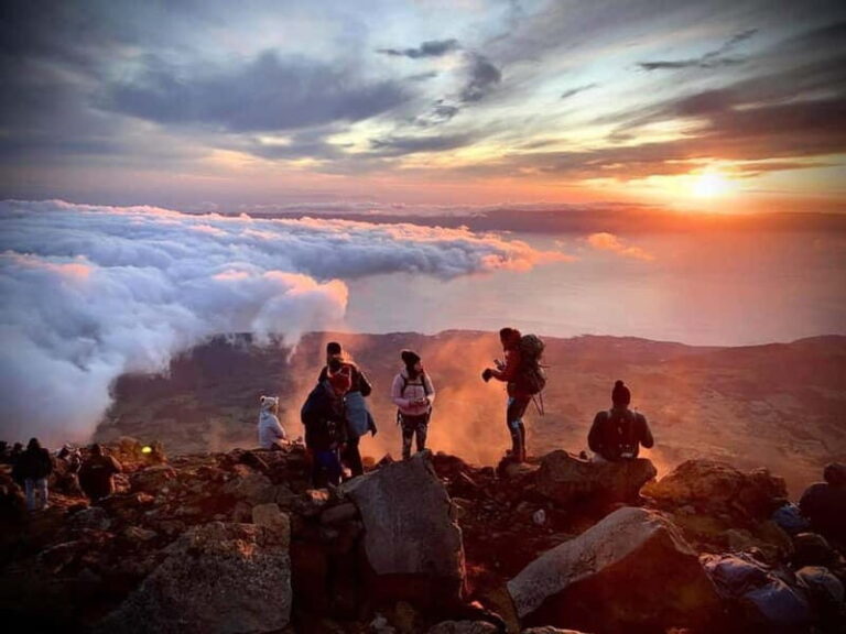 Pico Mountain Climb: Portugals Highest Point - 2351 meters - What’s Included and What to Bring