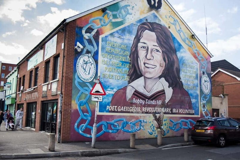 Political Wall Murals and Peacewall - The Breakdown: What Makes This Tour Stand Out