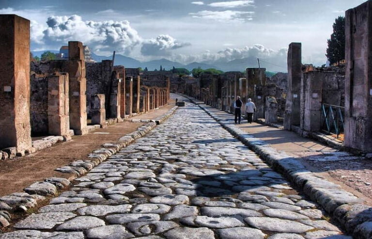 Pompei and Vesuvio- Private Tour in Fiat 500/600 Vintage - Frequently Asked Questions