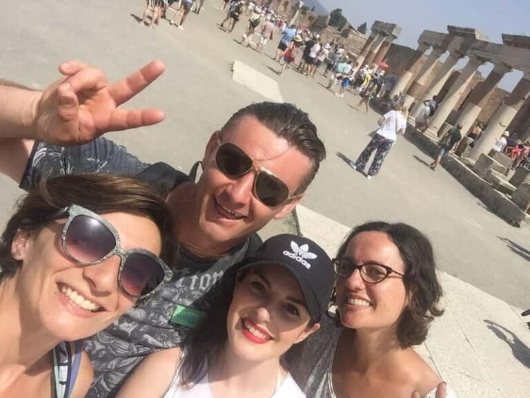 Pompeii Tour with Maxi Mall Shopping Experience - MaxiMall: Shopping, Food, and Entertainment