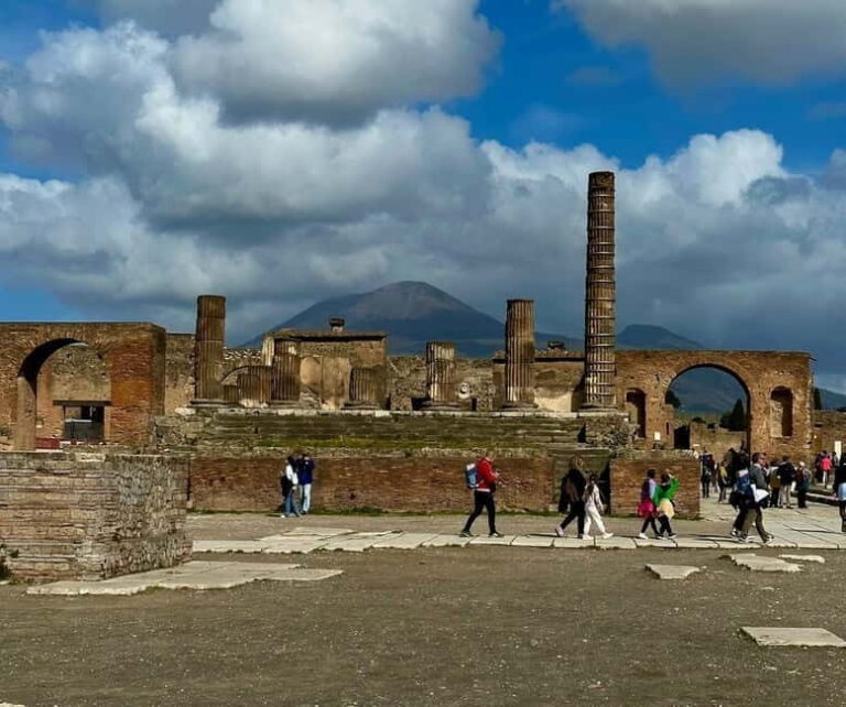 Pompeii: walking tour with an archeological guide - Who Will Love This Tour?