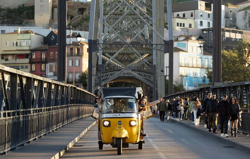 Porto: Fun Private Tuk Tuk Tour - The Experience in Detail