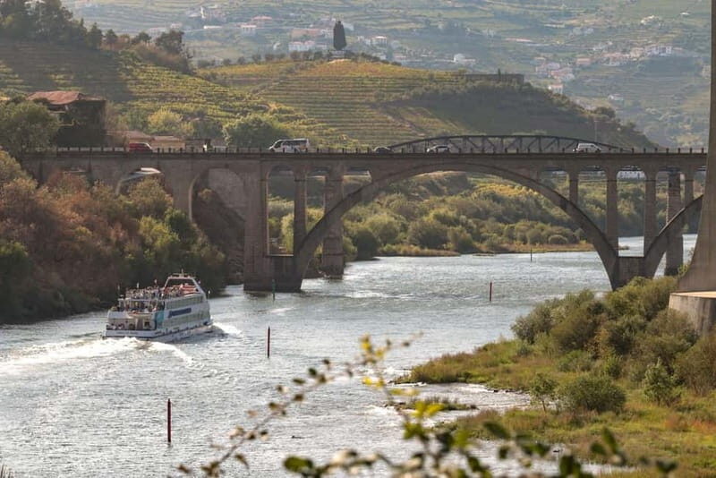 Porto/Regua/Porto (and reverse): Douro River Cruise + Lunch - What’s Included and What’s Not