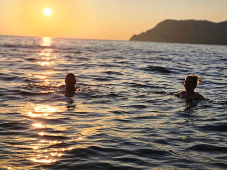 Portovenere: Sunset Boat Tour with Aperitivo - Deep Dive: What Makes This Experience Stand Out