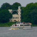Potsdam: The Wannsee evening tour. Palaces, parks and villas. - The Scenic Highlights