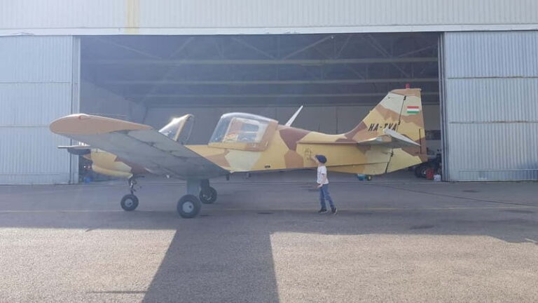 Prague: Ex-Military Trainer Flight Experience - The Aircraft and Flight Options