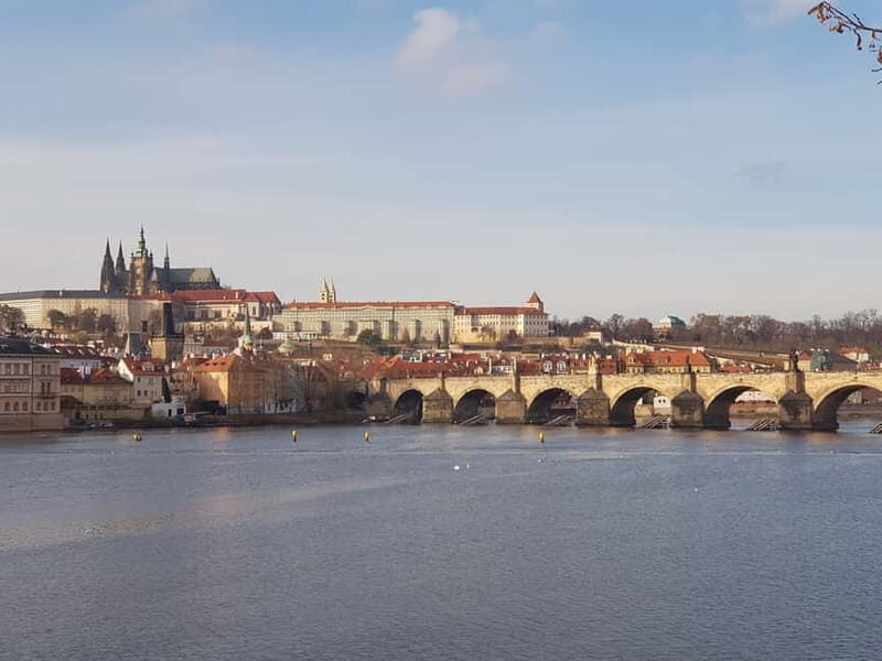 Prague Grand 2,5 hour + 2 hour exterior walking tour - A Detailed Breakdown of the Itinerary