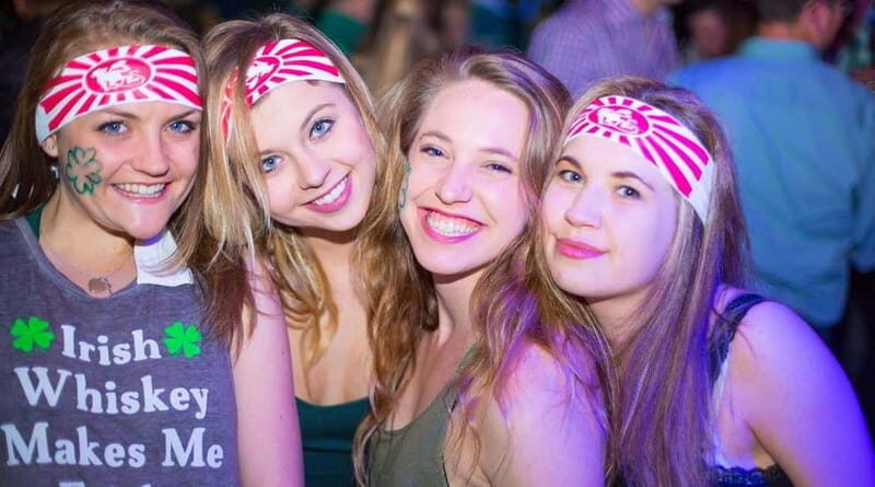 Prague: Pub Crawl with 2-Hour Open Bar at Drunken Monkey - First Impressions: What to Expect