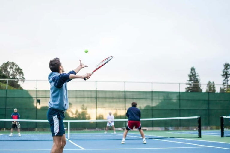 Prague: Tennis Game with Beer and Local Guide - Playing Tennis in Prague: A Closer Look