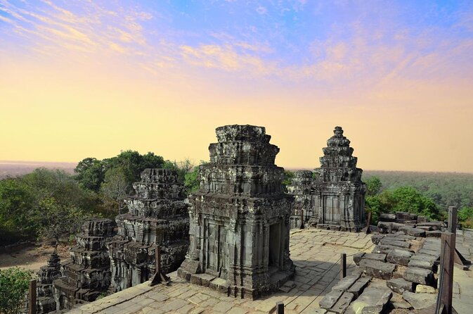 Private Angkor Wat Guided Sunset Tour - Exploring the Private Angkor Wat Guided Sunset Tour: A Deep Dive