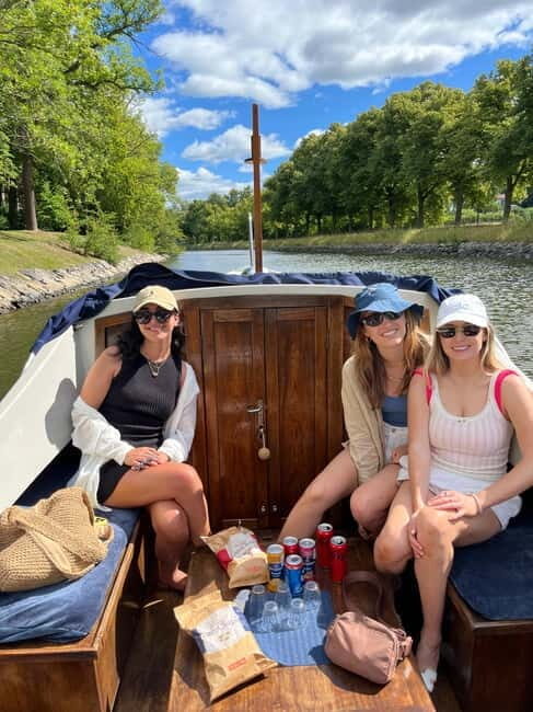 Private Boat Tour in Stockholm - Who Should Consider This Tour?