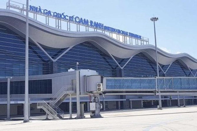 PRIVATE CAR: CAM RANH AIRPORT  NHA TRANG CITY (one way) - Introduction