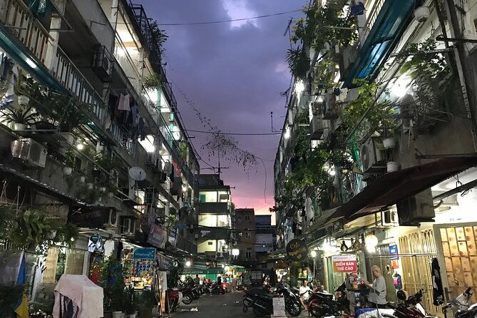 Private Craft Beer and Sightseeing Adventure Tour on Scooter in Ho Chi Minh City - Exploring Ho Chi Minh City on a Scooter
