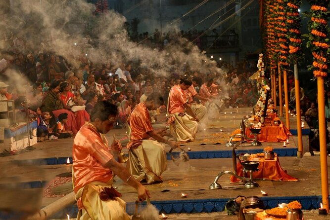 Private Day Tour in Varanasi - Exploring the Private Day Tour in Varanasi