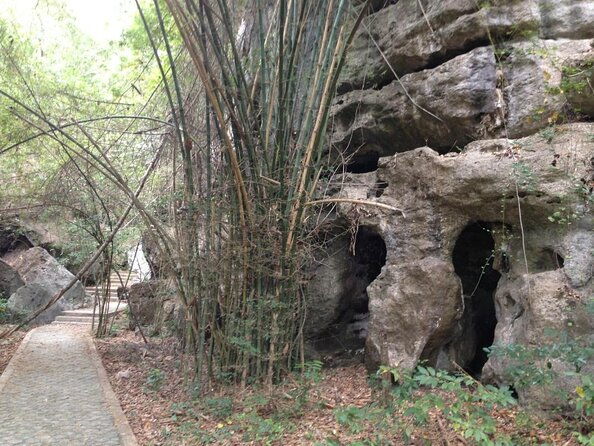 Private Day Tour Rangko Cave -Batu Cermin Cave - Key Points  