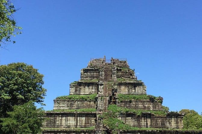 Private Day Tour to Koh Ker Off the Beaten Track - Exploring the Hidden Treasures of Cambodia: A Private Day Tour to Koh Ker