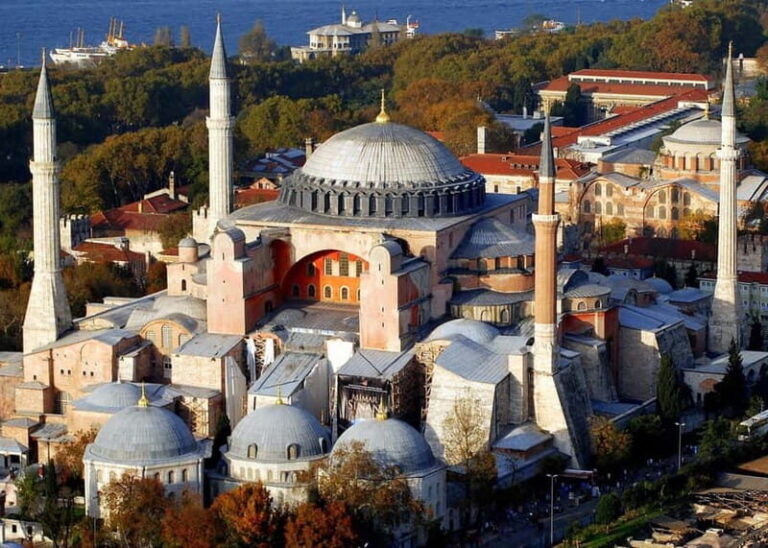 Private Flexible Tour Through Istanbul with Guide - Practical Details and Tips