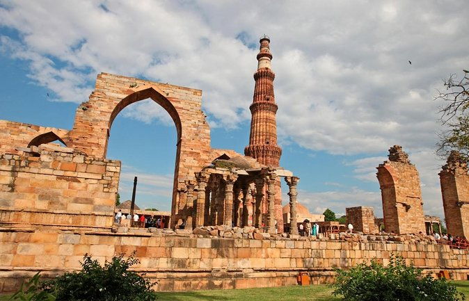 Private Full Day Old Delhi and New Delhi City Tour - Key Points