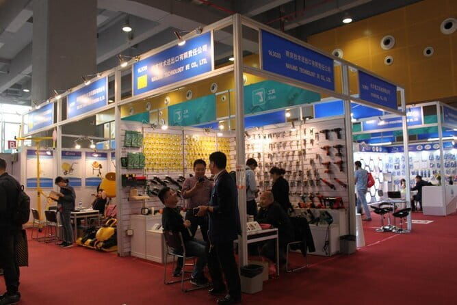 Private Guangzhou Business Tour to Visit Factory and Local Market - Who Will Love This Tour?  