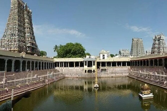 Private Guided Walking Tour in Madurai - Key Points