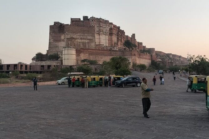 Private Jodhpur Full Day City Sightseeing Tour By Tuk Tuk - How the Tour Works: A Detailed Breakdown