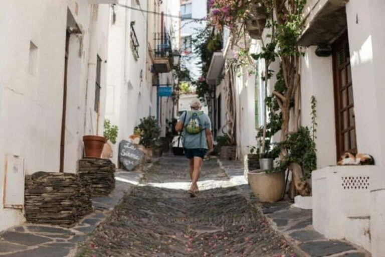 Private Medieval Villages Tour & Dinner at Sea - Detailed Breakdown of the Itinerary