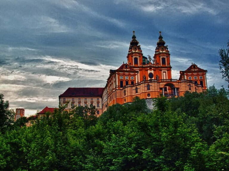 Private Melk Hallstatt, Salzburg tour from Vienna - Deep Dive into the Experience: What Travelers Love