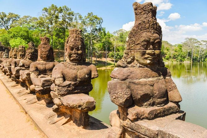 Private one-day tuktuk 'small tour' of the oldest Angkor temples - Key Points