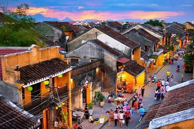 Private roundtrip to Hoi An City - Night Market from Da Nang City - Comprehensive Review of the Hoi An Night Tour from Da Nang