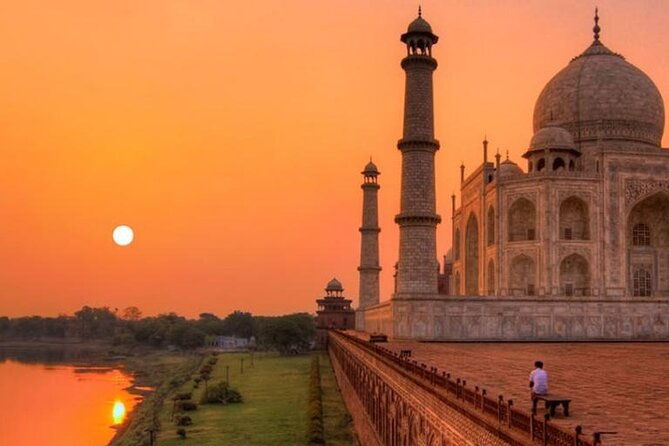Private Sunrise half-day tour at Taj Mahal with visiting to Agra Fort - A Complete Look at the Private Sunrise Half-Day Tour at the Taj Mahal with Agra Fort Visit 