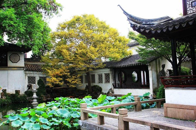 Private Suzhou and Tongli Water Village Day Trip from Shanghai - Visiting Humble Administrator’s Garden