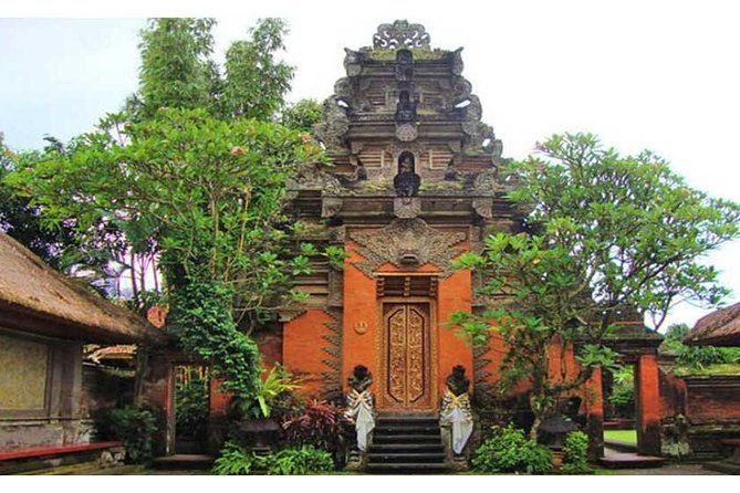 Private Tour: Batuan Temple, Tegenungan Waterfall, Elepahant Cave Free transport - Exploring Bali’s Hidden Gems: A Detailed Review of the Private Tour to Batuan Temple, Tegenungan Waterfall, and More