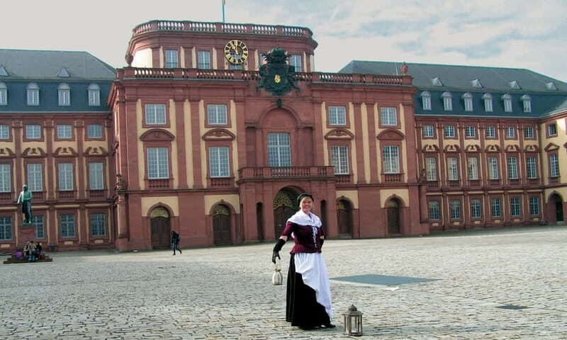 Private tour: Night watchman of Mannheim - city tour in costume - Exploring the Itinerary in Detail