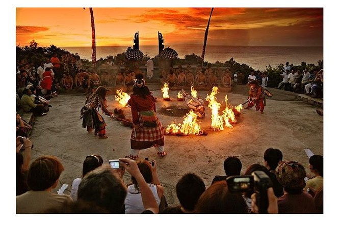 Private Tour Rafting Uluwatu Kecak Dance Sunset and Dinner in Jimbaran Bay - Discovering Bali’s Best in a Single Day: Private Rafting, Uluwatu Sunset & Jimbaran Dinner