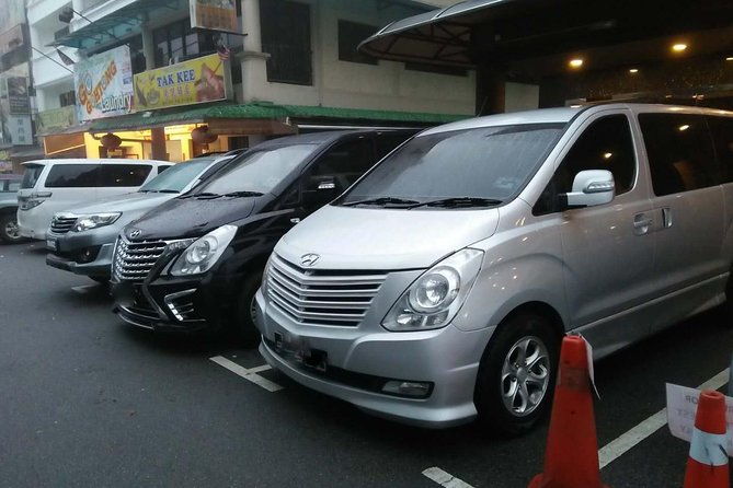 Private Tour: Sightseeing Daytrip to Johor Bahru from Singapore - Key Points