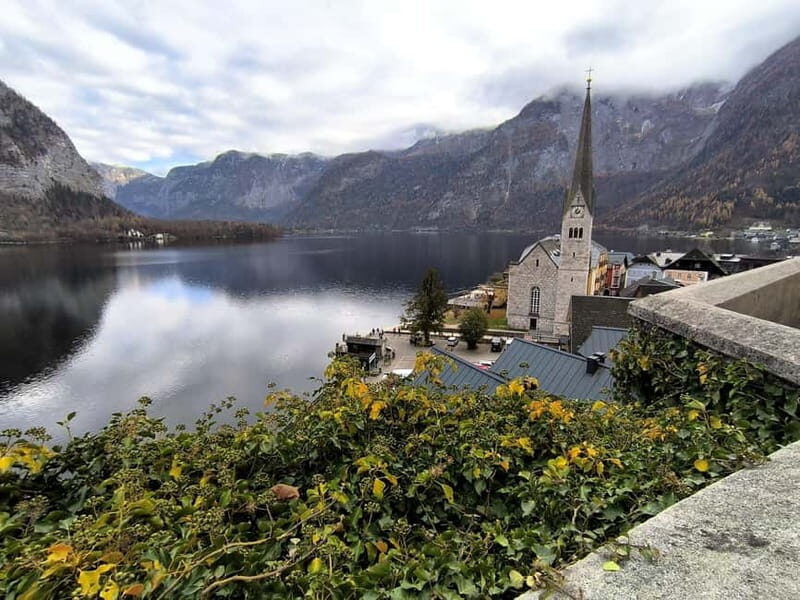Private Tour to Hallstatt & Salzburg  Comfort and Elegance - An In-Depth Look at the Private Tour Experience