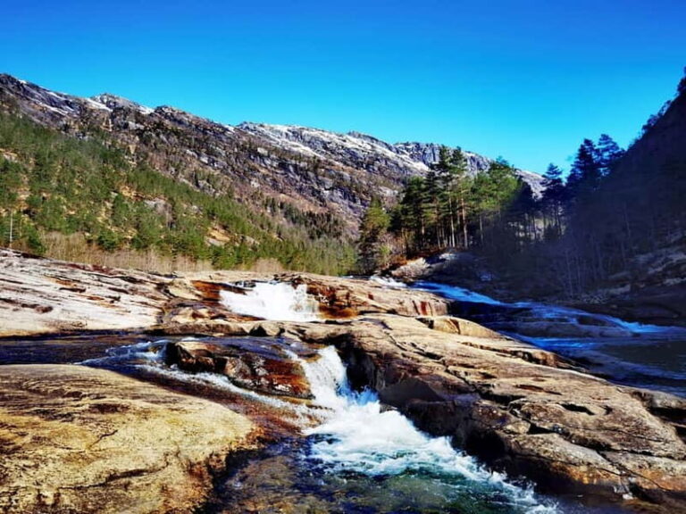 Private tour to Modalen combine with hiking$bike in nature - Who Will Love This Tour?