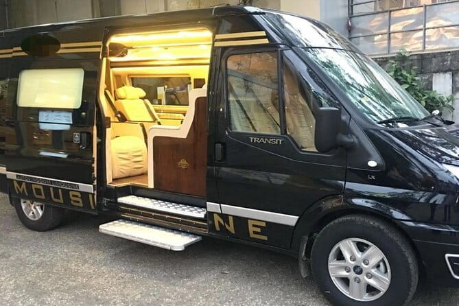 Private Transfer Between Hanoi Airport and Hanoi Old Quarter CTS - Key Points