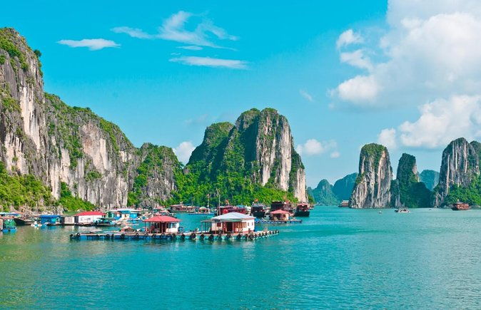 Private transfer between Hanoi and Halong - Key Points