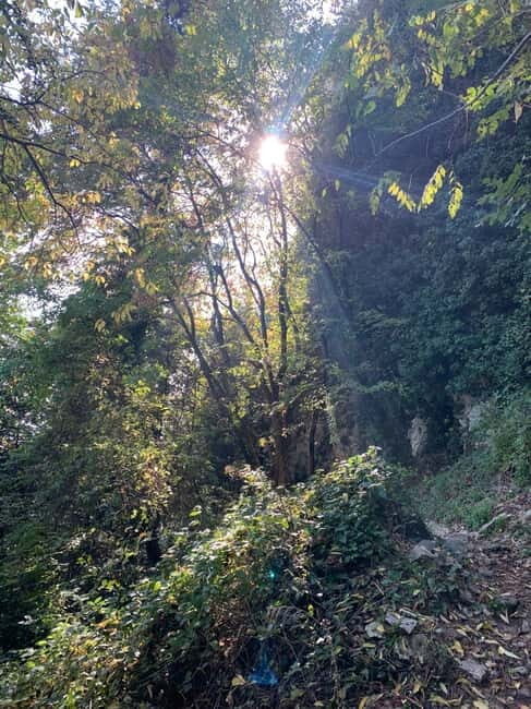 Private trekking of the 3 Towers with aperitif at Loggia - The Itinerary in Detail