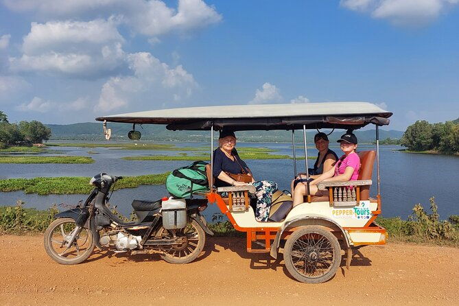 Private Tuktuk Tour: Pepper Farm, Salt Field, Cave& Secret Lake - Exploring Cambodia’s Countryside: A Private Tuktuk Adventure
