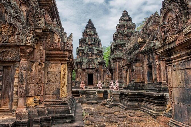 Private Vehicles - Banteay Srei & Grand Circuit Temples Tour - Discovering Cambodia’s Hidden Temple Gems with the Private Banteay Srei & Grand Circuit Tour