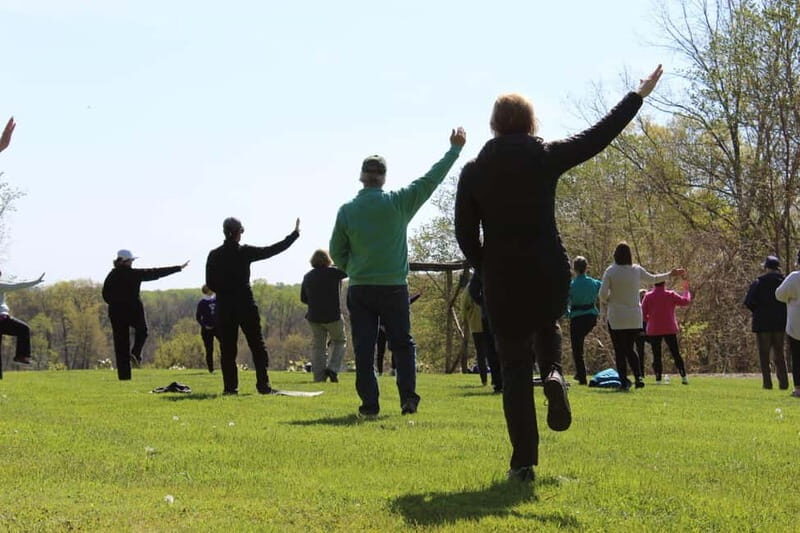Qigong: The Power of Movement & Energy by Tiranas Lake - An In-Depth Look at the Qigong Experience
