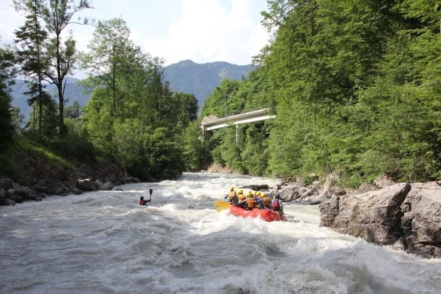 Rafting in Interlaken with Return Transfer from Lucerne - Scenic Coach Journey from Lucerne to Interlaken