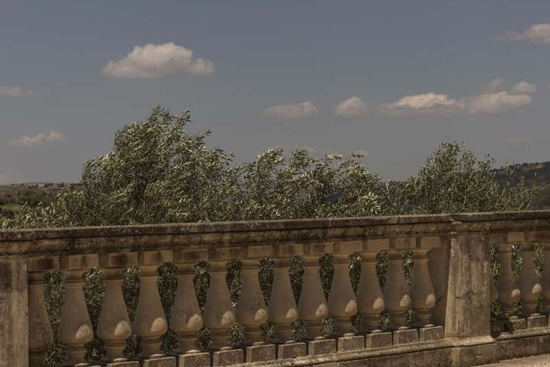 Ragusa: Photography Walk with Professional Portraits - What You Can Expect During the Tour