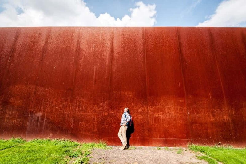 Red Berlin: Secrets of the Communist Capital - The Guides Make the Difference