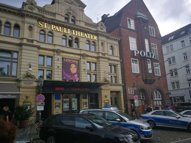 Reeperbahn Tour: Sex, Sin, Parties, and Crime - What Makes This Tour Stand Out?