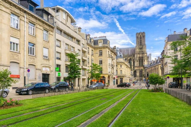 Reims: Express Walk with a Local in 60 minutes - Why This Tour Is a Great Value