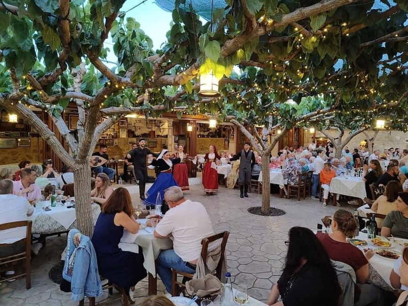 Rethymnon: Cretan Night with Dinner and Live Music - Why This Tour Works Well