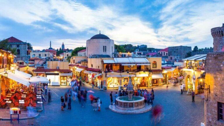 Rhodes: Guided Rhodes City By Night with Live Music & Dinner - Insights from Past Travelers: What Works Well and What Could Be Better
